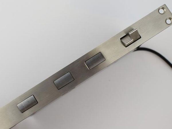 滕州汽車開鎖(換鎖芯正規公司)