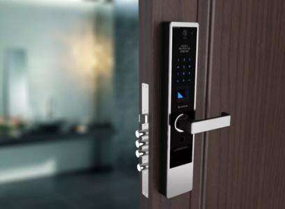 平湖換指紋鎖(開(kāi)鎖公司電話號(hào)碼)